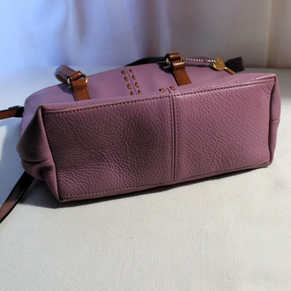 FOSSIL Lavender Pebbled Leather Crossbody w/ Tan Leather Trim, EUC